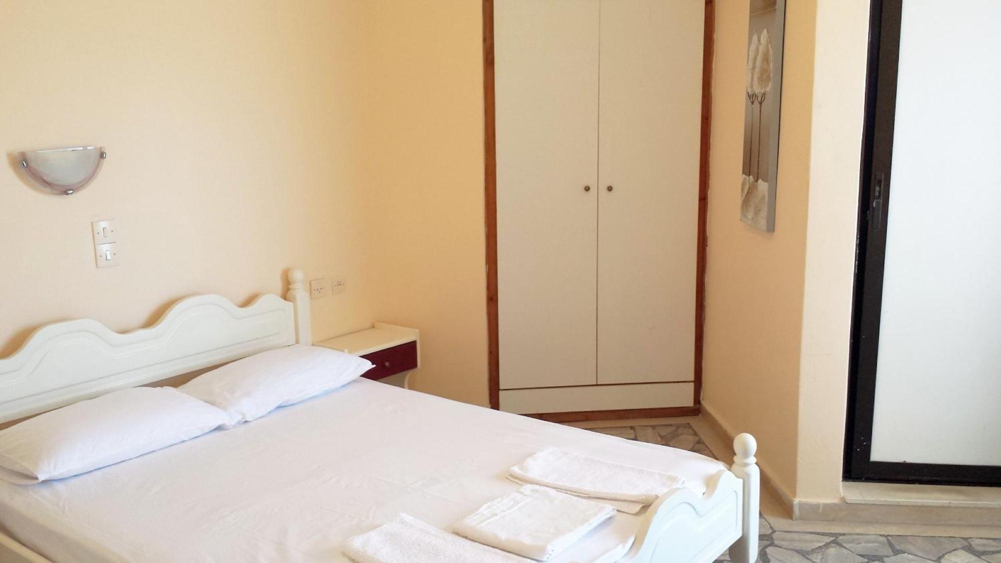 Intos Apartments Agios Nikolaos  Extérieur photo