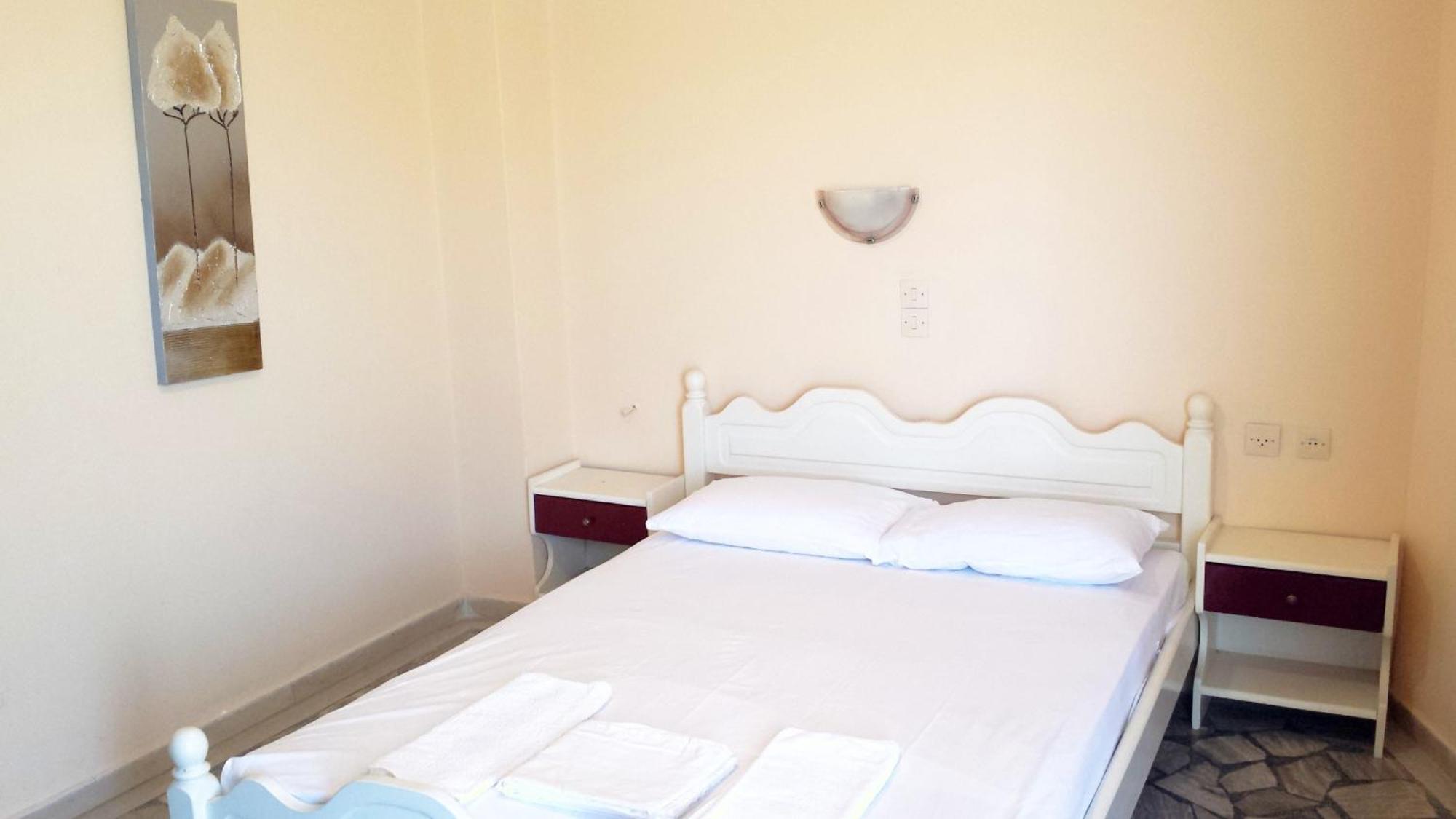 Intos Apartments Agios Nikolaos  Extérieur photo